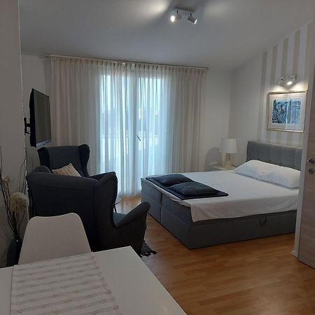 Apartments Fantasia Пула Экстерьер фото